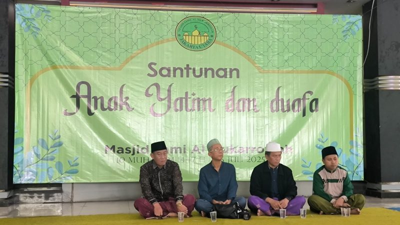 Pemberian Santunan Anak Yatim di Masjid Al Mukarramah (Foto Istimewa) 