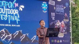 Wakil Wali Kota Depok, Chandra Rahmansyah, saat membuka kegiatan Depok Outdoor 1st Festival di Depok Open Space (DOS), Jumat (9/1/2026). (Foto: Siaran Depok/Malik Sihite) 