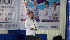 Wali Kota Depok, Supian Suri saat memberikan informasi mengenai Job Fair di Kota Depok. (Sumber foto: Siaran Depok)