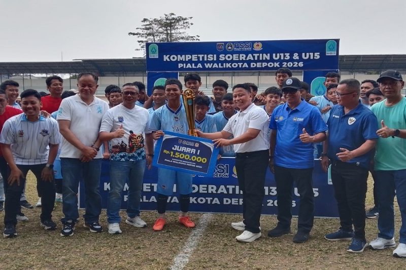 Irekaps FC meraih juara pertama pada Kompetisi Soeratin U13 dan U15 setelah menaklukkan Newland FA Limo dengan skor 1-0. (Sumber foto: Dokumentasi Narasumber)