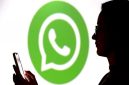 Ilustrasi aplikasi WhatsApp. (Sumber foto: REUTERS/Dado Ruvic/Illustration/File Photo)