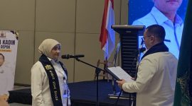 Ketua Kadin Kota Depok Terpilih masa bakti 2026-2031, Karlina dikukuhkan pada Muskot ke-VI di The Margo Hotel, Kamis (20/08/26). (Sumber foto: Siaran Depok/AN Rafi)