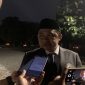 Wakil Wali Kota Depok, Chandra Rahmansyah, menghadiri Apel Kehormatan dan Renungan Suci memperingati HUT ke-81 RI di Taman Makam Pahlawan (TMP) Kalimulya pada Senin (17/08/2026). (Sumber foto: Diskominfo Depok)