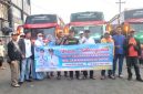 Lurah Sawangan,  Fahrudin Ahmad Ali saat melepas peserta wisata keberagaman. (Sumber foto: Dokumentasi Kelurahan Sawangan)