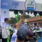 Wali Kota Depok, Supian Suri, didampingi Direktur Utama PDAM Tirta Asasta, M. Olik Abdul Kholik melepas peserta Asasta Fun Run 2026 yang digelar PT Tirta Asasta Depok (Perseroda) di Shila at Sawangan. (Sumber foto: Siaran Depok/AN Rafi)