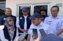 Wakil Wali Kota Depok, Chandra Rahmansyah, meninjau pelaksanaan pengujian BDKT Gas LPG 3kg di SPBE Catur Jaya Perkasa, Kecamatan Tapos, pada Selasa (16/09/26). (Foto: Siaran Depok/AN Rafi)