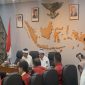 Momen mediasi FSB KAMIPARHO PT Bumi Putra Wisata dengan manajemen Hotel Bumi Wiyata di Balai Kota Depok (Ruang Edelweiss), Rabu (23/09/26). (Kredit Foto: Siaran Depok/AN Rafi)