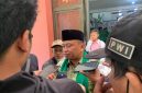 Wali Kota Depok, Supian Suri saat diwawancarai di daerah Sawangan. (Minggu, 6 September 2026). (Foto: Siaran Depok/AN Rafi)