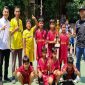 Momen foto bersama saat Tim Futsal Sekolah Dasar Islam  Ramah Anak atau SDIRA berhasil meraih juara dua di event festival Kreasi SMP Raden Patah. (SUmber foto: Dokumentasi istimewa)