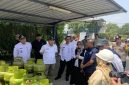 Wakil Wali Kota Depok, Chandra Rahmansyah, memantau langsung pengujian BDKT Gas LPG 3 kg di SPBE Catur Jaya Perkasa, Jalan Raya Tapos, Cimpaeun, pada Rabu (16/9/2026).