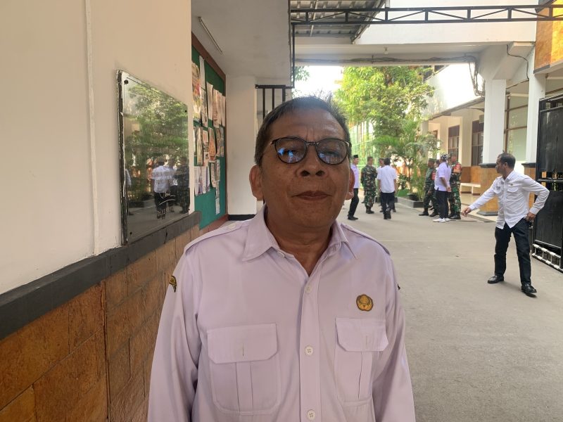 Kepala SMAN 4 Depok, Maman Mahruddin. (Sumber foto: Siaran Depok/AN Rafi)
