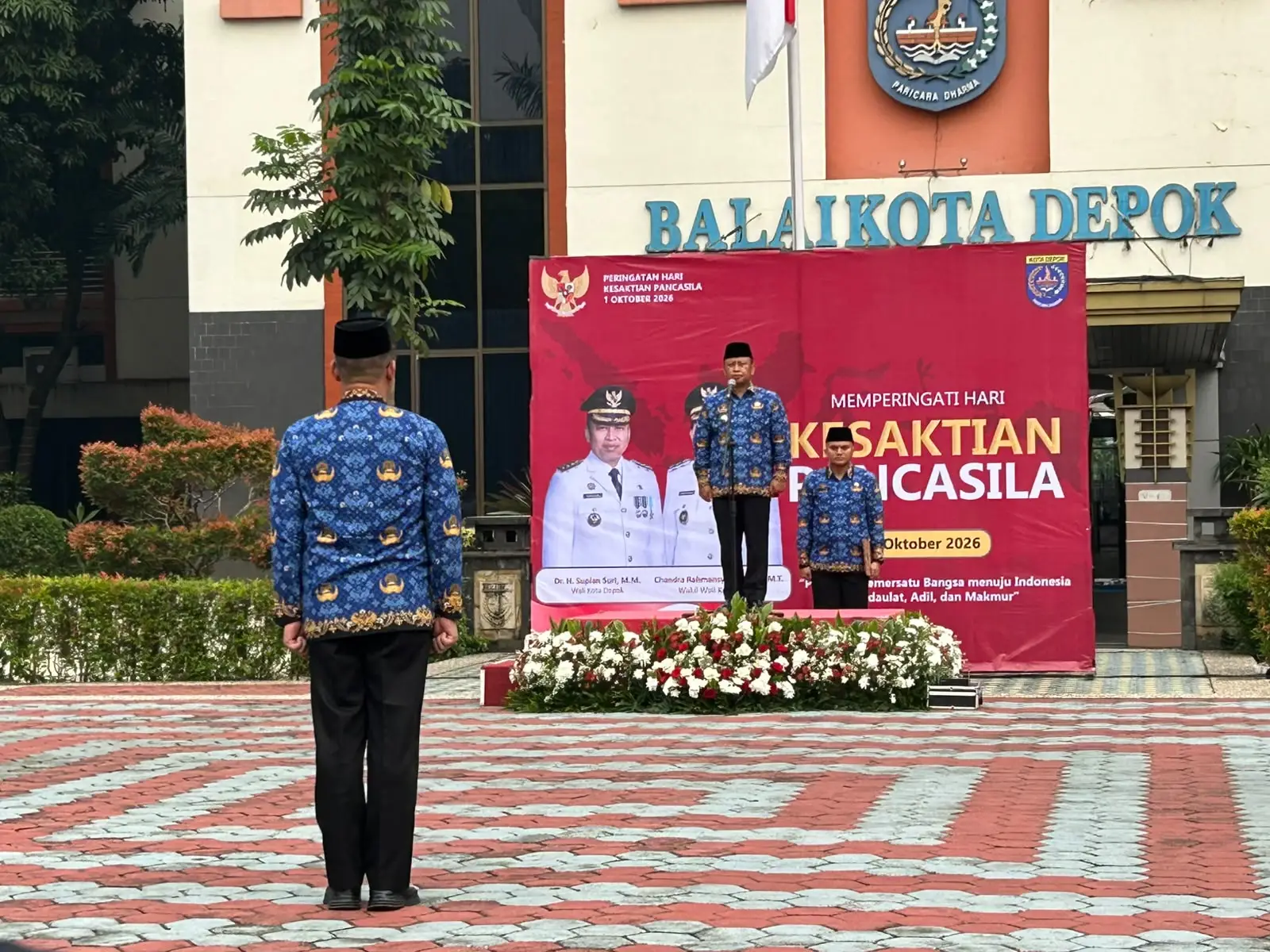 Wali Kota Depok, Supian Suri, memimpin upacara peringatan Hari Kesaktian Pancasila 2026 di Lapangan Apel Balai Kota Depok, Senin (01/10/26). (Foto: Diskominfo Depok).