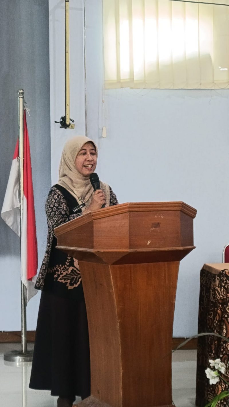 Kepala UPTD Puskesmas Tapos, dr. Zulfa. (Sumber foto: Istimewa)