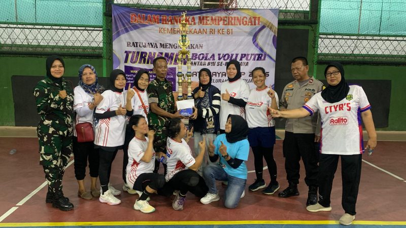 Tim Voli Putri RW 04 Kelurahan Ratujaya berhasil keluar sebagai juara satu dalam ajang Ratujaya Cup 2026. (Foto: Dok. Istimewa)