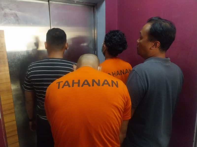 Pelaku pencurian dengan kekerasan atau penjambretan diringkus Satreskrim Polres Metro Depok. (Sumber foto: Istimewa)