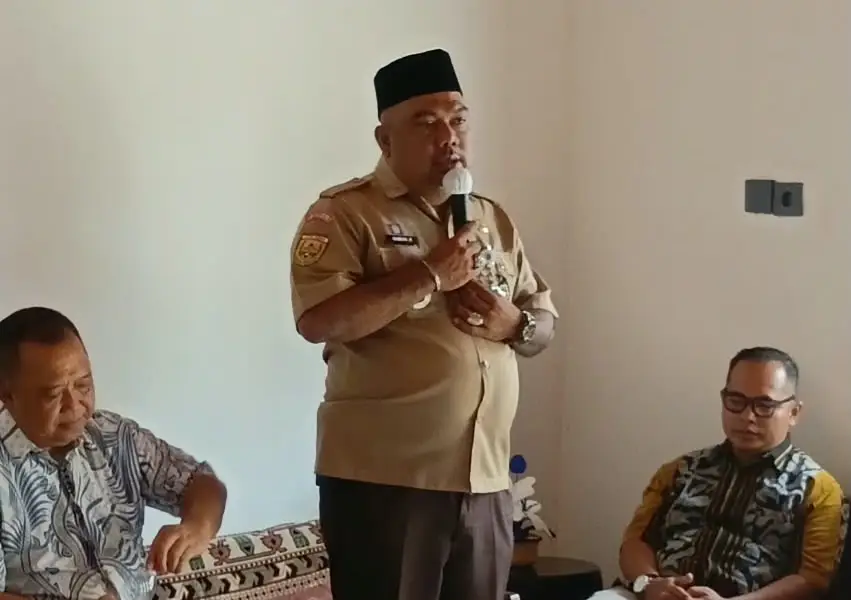 Lurah Beji, Samsu Sadikin. (Foto: Dokumentasi Narasumber)