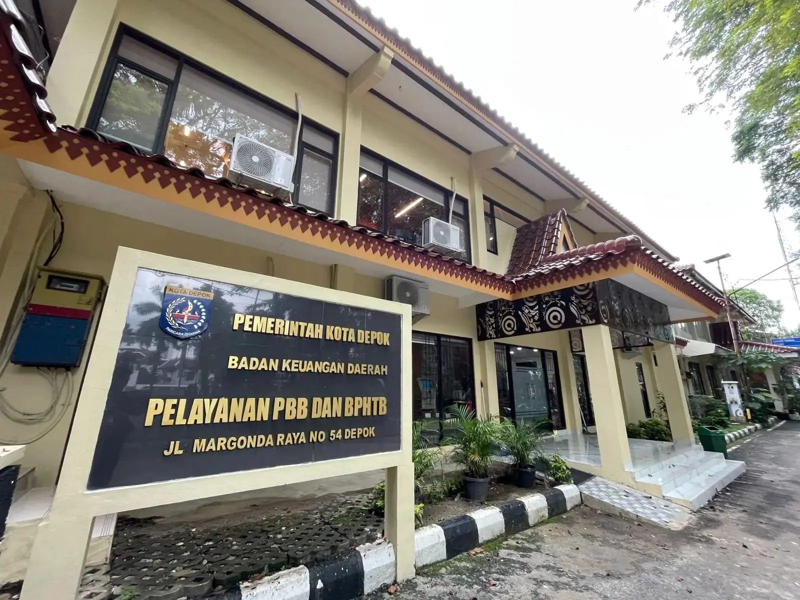 Kantor Pelayanan PBB dan BPHTB Kota Depok. (Foto: Diskominfo Depok)