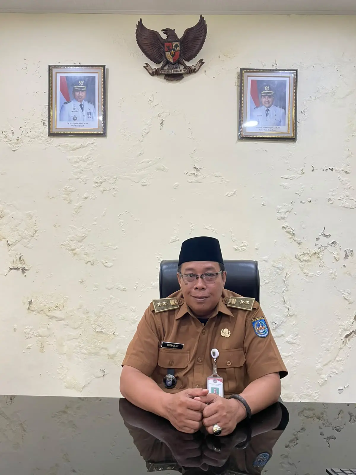 Lurah Serua, Ikhwan. (Foto: Dokumentasi narasumber)