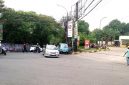 Kawasan Pertigaan Parung Bingung yang akan segera dilebarkan pada pertengahan bulan Oktober. (Sumber foto: Jurnal Depok)